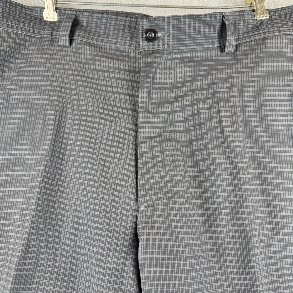 Bolle‎ Golf Tech Shorts Mens 40 Gray Plaid Stretch Bermuda Casual Flat